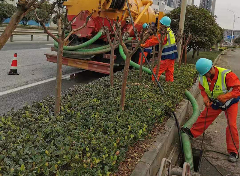 新荣市政管道清淤