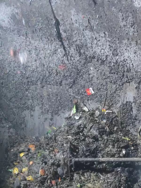 新荣污水池清理